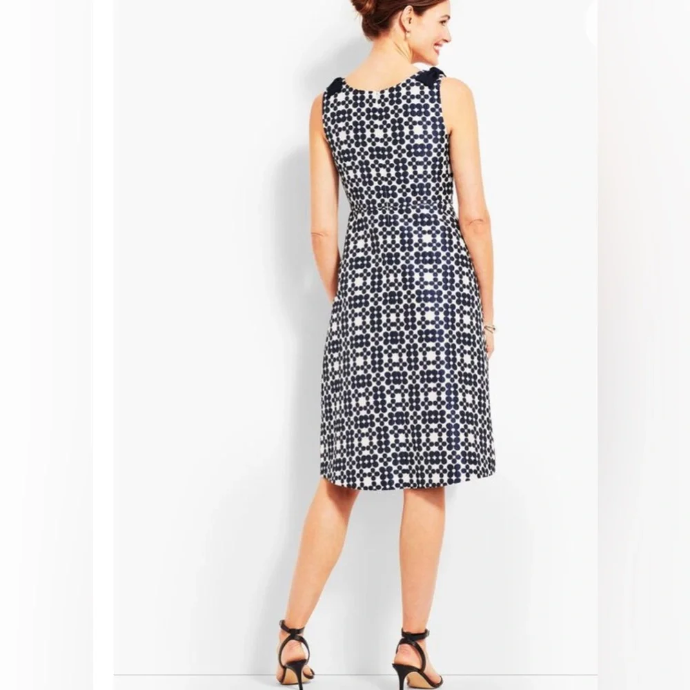 RSVP by Talbots Navy Blue & White Jacquard Daisy-Print Fit‎ & Flare Dress Size 8